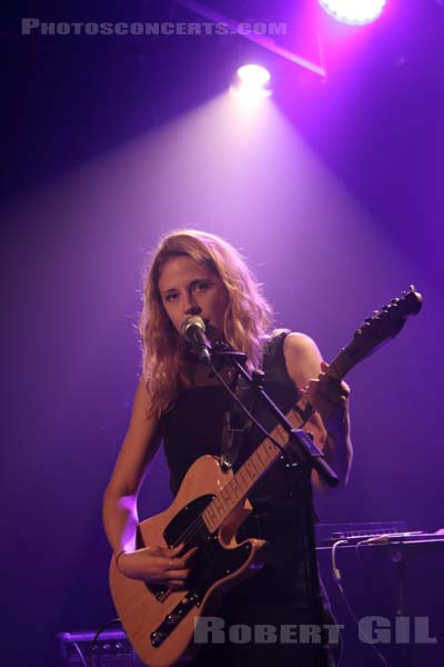 HELENA DELAND - 2017-12-04 - PARIS - La Maroquinerie - 